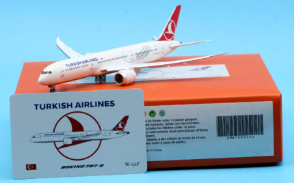 On Sale: JC Wings 1:400 EW4789009A Turkish Airlines "Dreamliner" Boeing B787-9 Diecast Aircraft Model Reg:TC-LLF Flaps Down