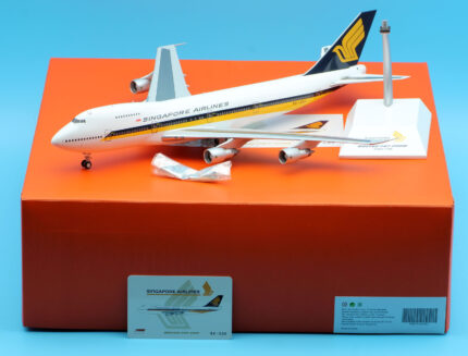 On Sale: JC Wings 1:200 EW2742002 SINGAPORE AIRLINES Boeing B747-200 Diecast Aircraft Jet Model Reg:9V-SQO With Stand